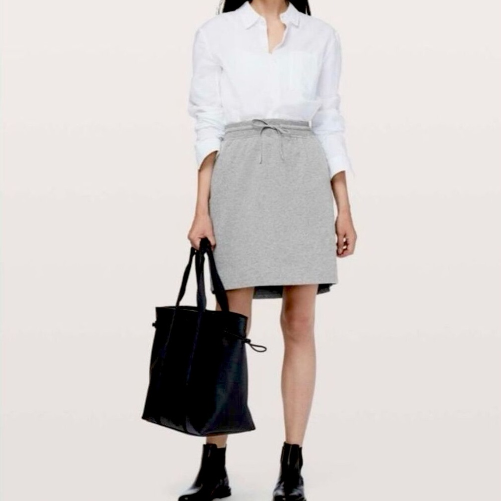 Lululemon Start Anew Skirt - Picture 1 of 11